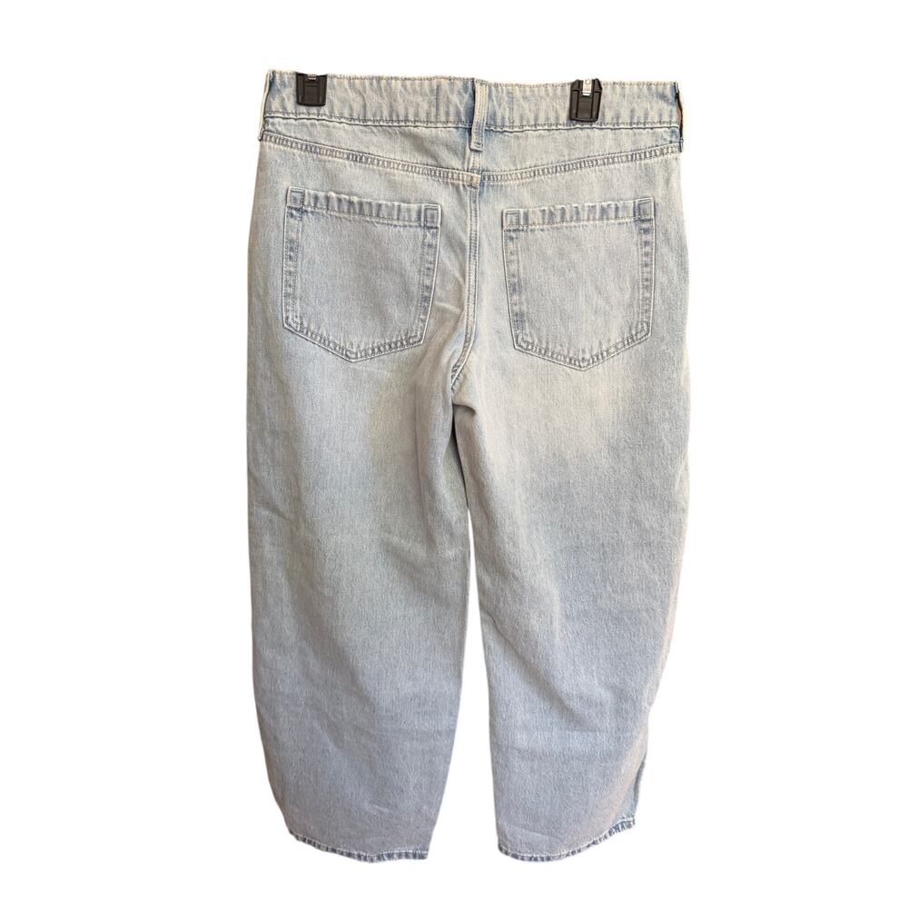 HOLLISTER Low Rise Taper Jeans Size 6 Short  Low Rise Light Wash Brand New - Picture 2 of 6